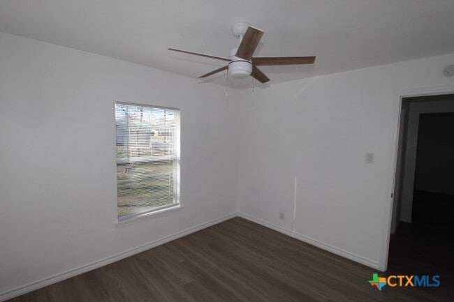 1003 Estelle Ave
