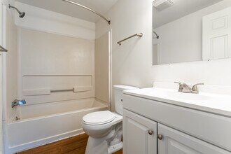 Woods Crossing Apartments in Cambridge, MD - Foto de edificio - Interior Photo