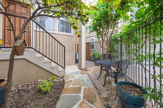 107 Detering St in Houston, TX - Building Photo - Building Photo