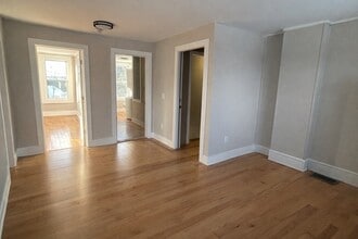 13 Hampden St in Westfield, MA - Building Photo - Building Photo