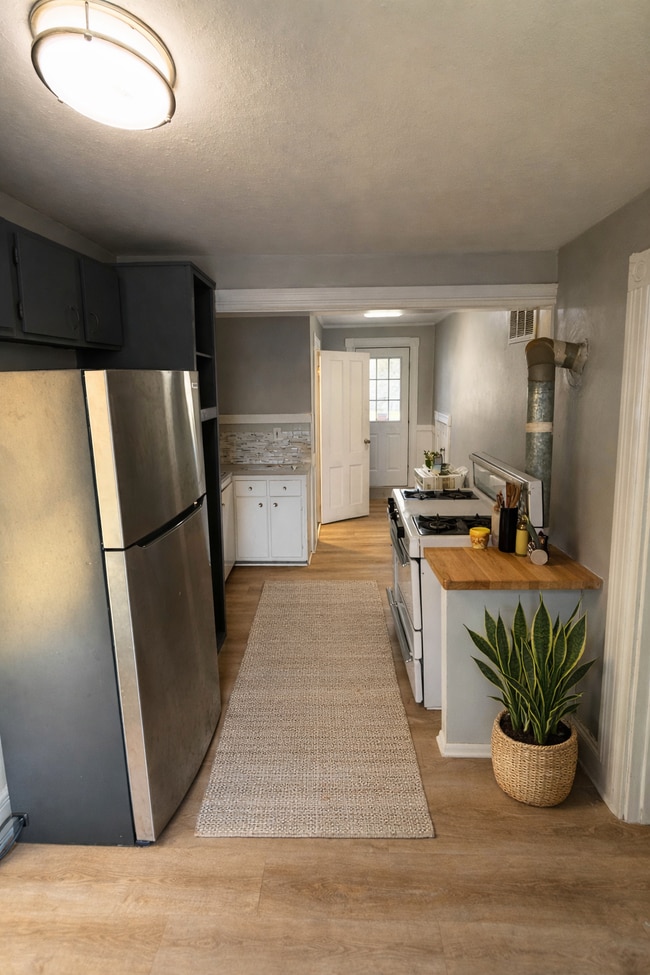 24 Dyson St, Unit 3f