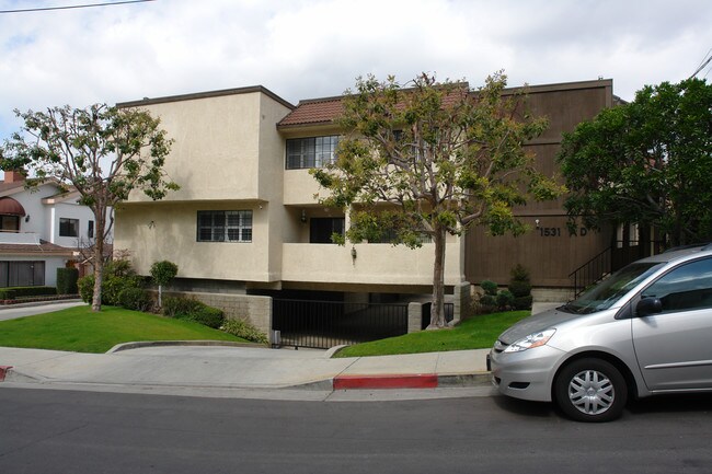 1531 E Maple St in Glendale, CA - Building Photo - Building Photo