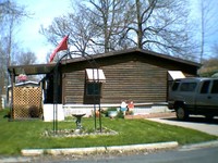 Expressway Village Mobile Home park in Niagara Falls, NY - Foto de edificio - Other