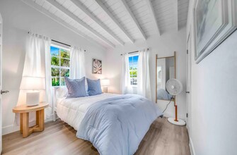 140 SE 9th Ave in Boynton Beach, FL - Foto de edificio - Building Photo