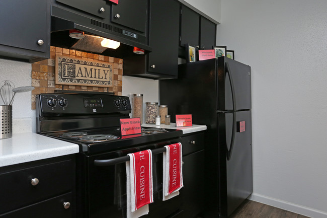 Park at Deerbrook Apartments in Humble, TX - Building Photo - Interior Photo