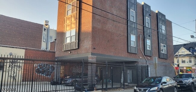 520 Park Ave