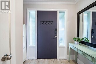 55 Larwood Blvd in Toronto, ON - Building Photo - Building Photo