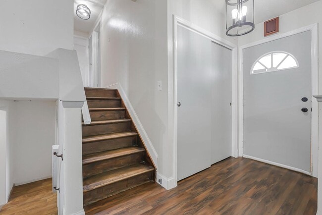 2543 Stonington Ave in Grove City, OH - Building Photo - Building Photo