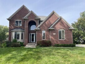 3272 Rockhaven Ave in Rochester Hills, MI - Building Photo