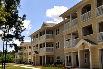 The Columns at Coldbrook Station in Port Wentworth, GA - Building Photo - Building Photo