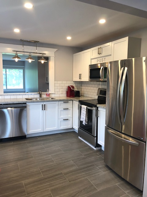 4 Hamilton Ave in Cobourg, ON - Building Photo
