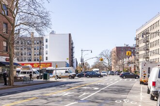 8501 Fort Hamilton Pky in Brooklyn, NY - Foto de edificio - Building Photo