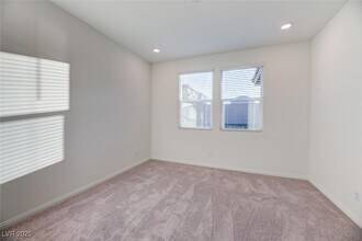 9133 Ruby Cove Ct in Las Vegas, NV - Building Photo - Building Photo