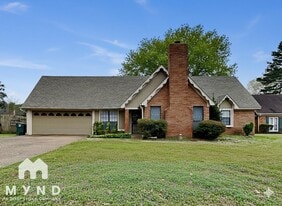 7071 Atherton Cove in Memphis, TN - Building Photo