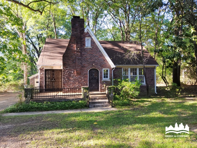 property at 2950 Midland Ave