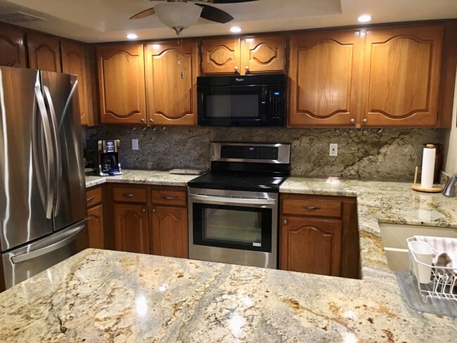 property at 12212 N Paradise Village Pkwy W