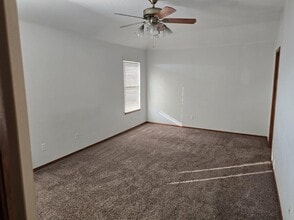 902 SW 37th St in Oklahoma City, OK - Building Photo - Building Photo