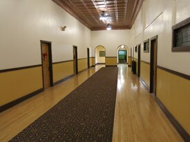 111 Broadway Ave in Pueblo, CO - Building Photo