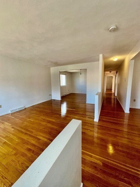 14 Kippy Dr in Newton, MA - Building Photo - Building Photo