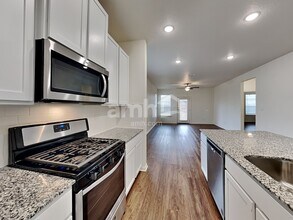 380 Aspen Waters in New Braunfels, TX - Building Photo - Building Photo