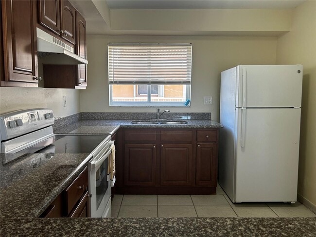 14919 SW 80th St in Miami, FL - Building Photo - Building Photo