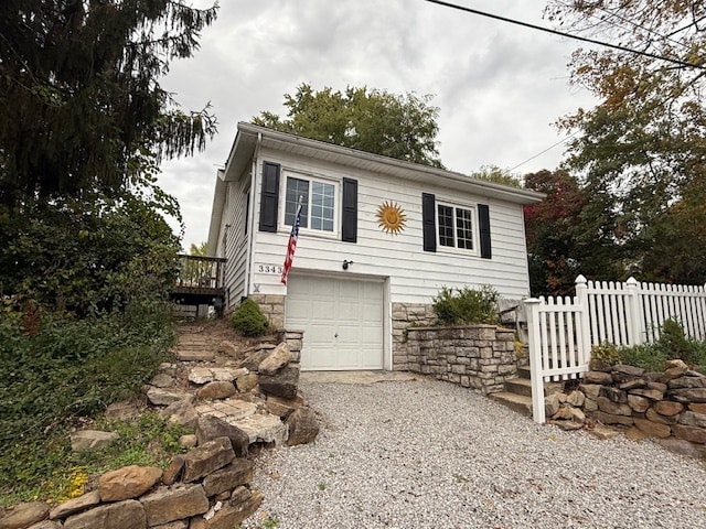 property at 3343 Waterside Dr