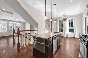 1237 Hobbs Reach Ln in Houston, TX - Building Photo