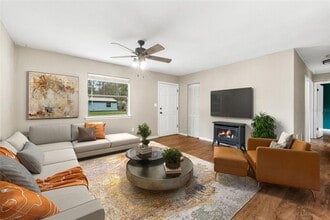 2705 NW 47 Pl in Gainesville, FL - Building Photo - Building Photo