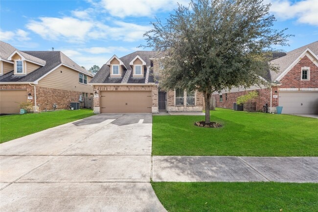 property at 18911 S Sapling Oaks Pl