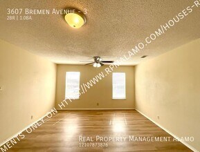 3607 Bremen Ave-Unit -3 in San Antonio, TX - Building Photo - Building Photo