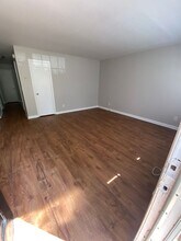 1408 Woodmere Dr in Greensboro, NC - Building Photo - Building Photo