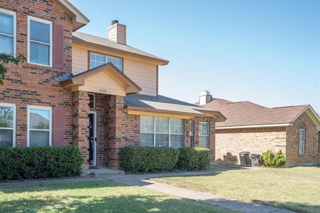 324 Nita Ln in Euless, TX - Building Photo - Building Photo