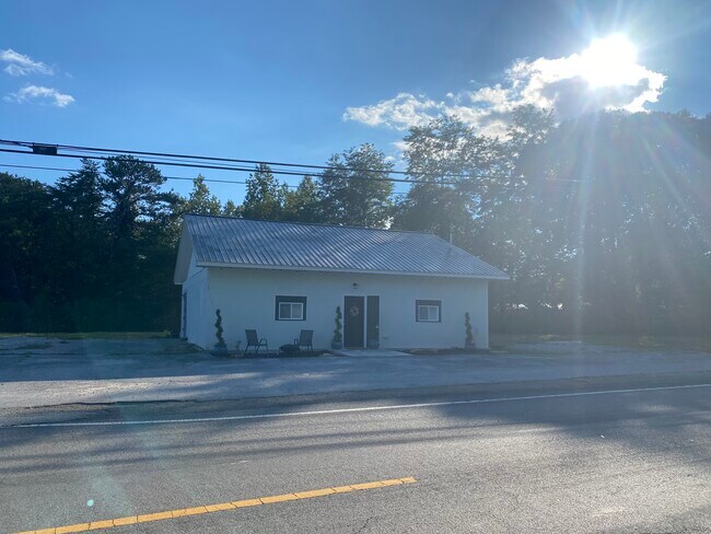 3706 US Highway 41 in Tracy City, TN - Building Photo - Building Photo