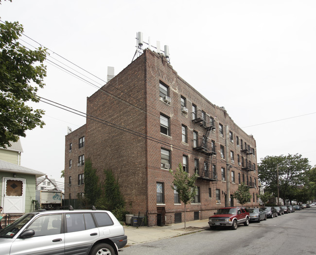 101-33 108th St in Jamaica, NY - Building Photo - Building Photo