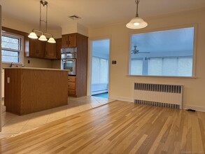 294 South Ave in New Canaan, CT - Building Photo - Building Photo