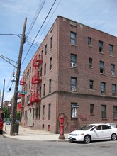 Hanfredene Hall in Brooklyn, NY - Foto de edificio - Building Photo