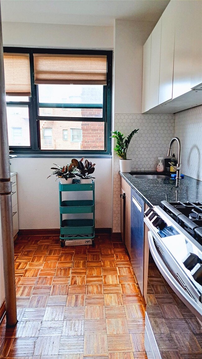 34-41-41 78th St in Queens, NY - Building Photo - Building Photo