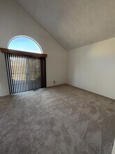 499 Pollard Way in Windsor, CA - Building Photo - Building Photo