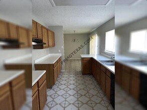 8139 Brisbane in Converse, TX - Building Photo - Building Photo