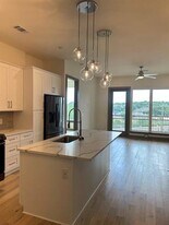 2700 Old Denton Rd in Carrollton, TX - Building Photo