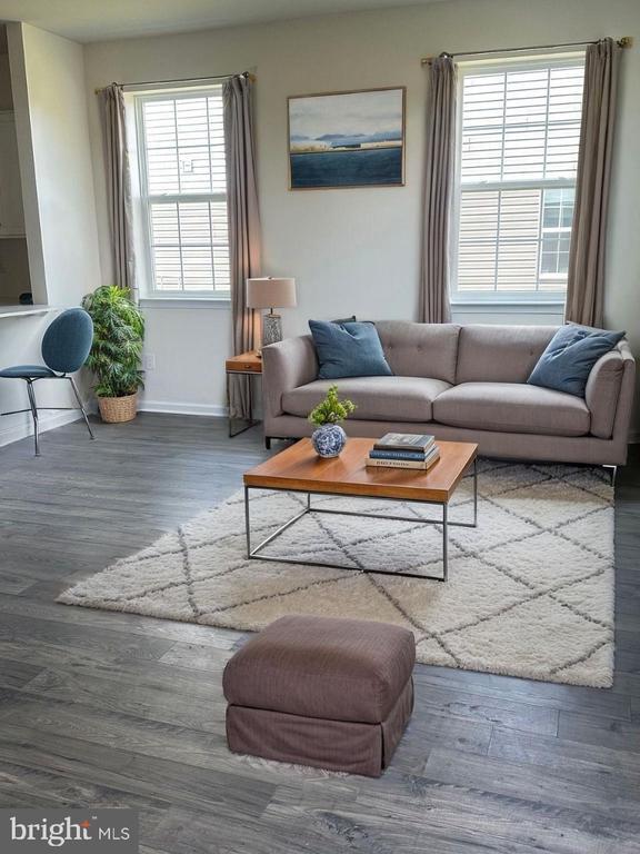 121 Mazzeo Dr in Glassboro, NJ - Building Photo - Building Photo