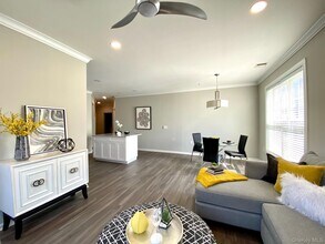 118 Pond Rd in Coram, NY - Building Photo - Building Photo