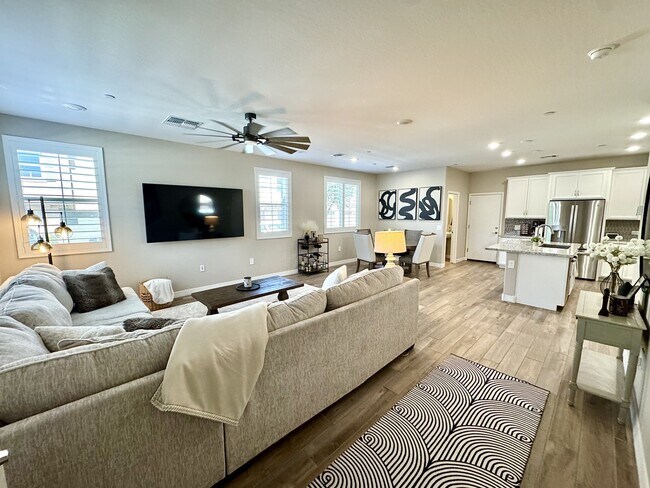 1823 E Chelsea Ln in Gilbert, AZ - Building Photo - Building Photo