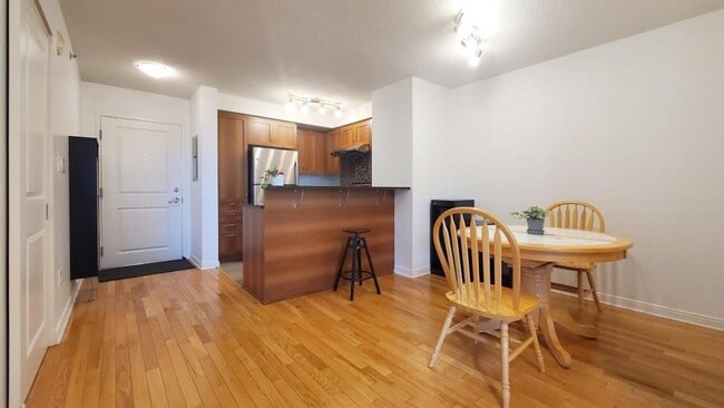 property at 650 Jean-D'estrées Rue