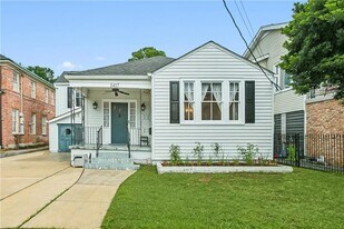 5417 S Tonti St in New Orleans, LA - Building Photo