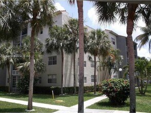 1800 SW 81st Ave in North Lauderdale, FL - Building Photo - Building Photo