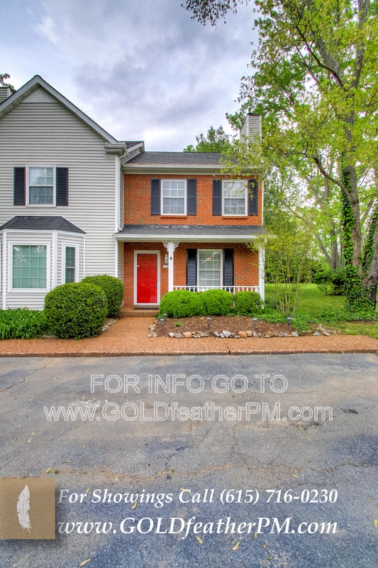 property at 206 Yarmouth Ct