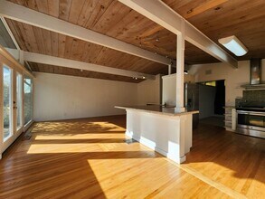 2015 Cummings Dr in Santa Rosa, CA - Building Photo - Building Photo