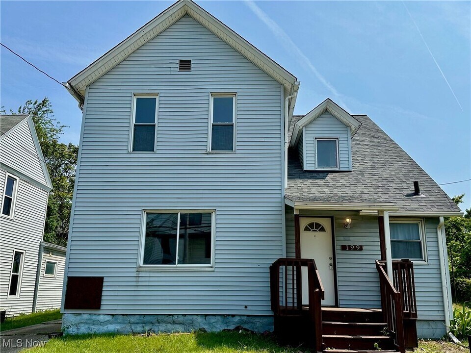 199 Crosby St in Akron, OH - Building Photo