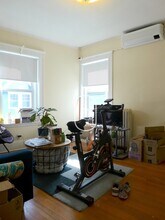 60 Gibbs St, Unit 6 in Brookline, MA - Building Photo - Building Photo